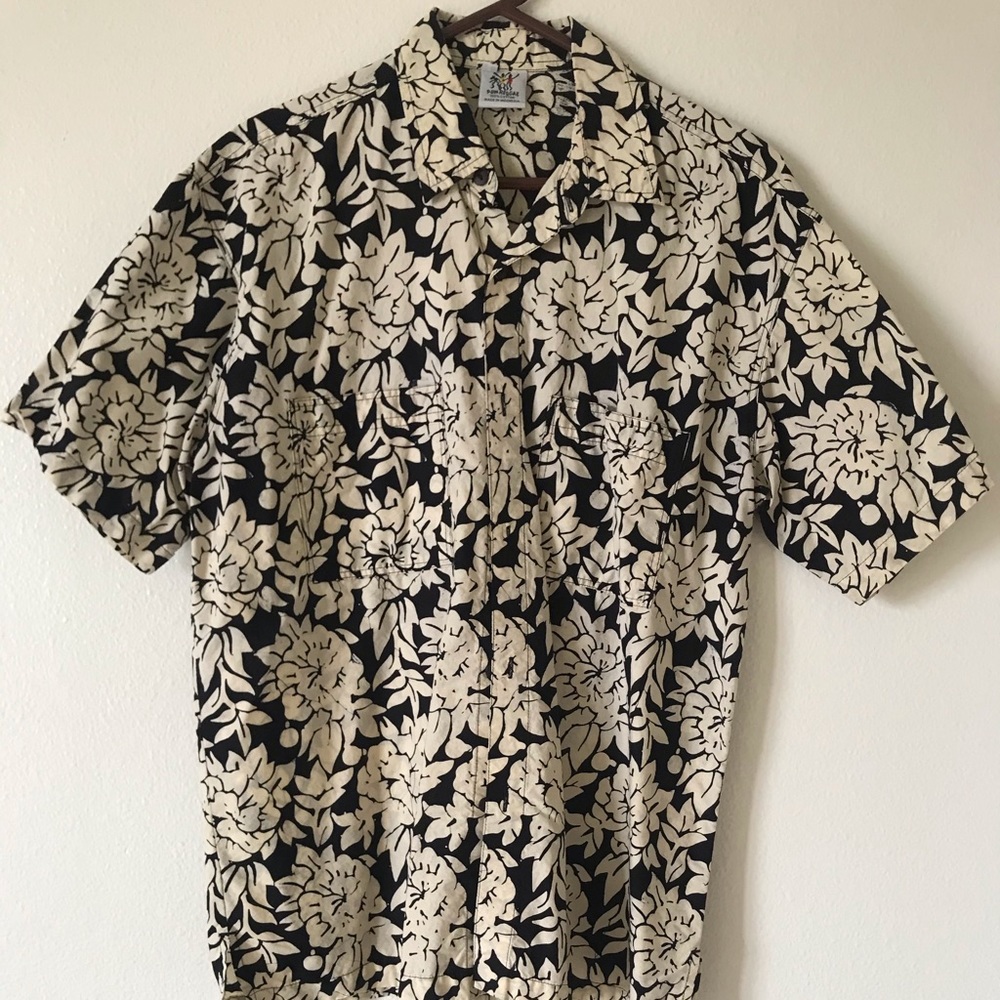 Vintage black & cream Caribbean beach shirt. EUC.